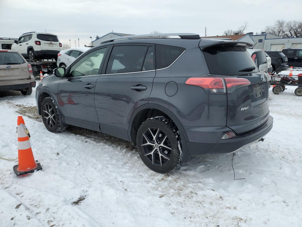 2018 Toyota RAV 4 - Image 2