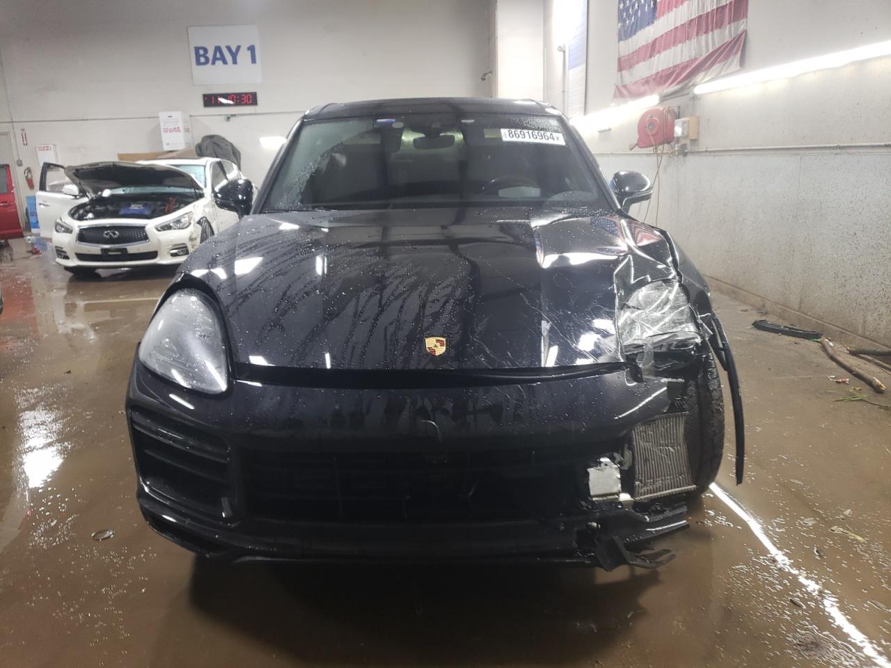 2019 Porsche Cayenne - Image 5