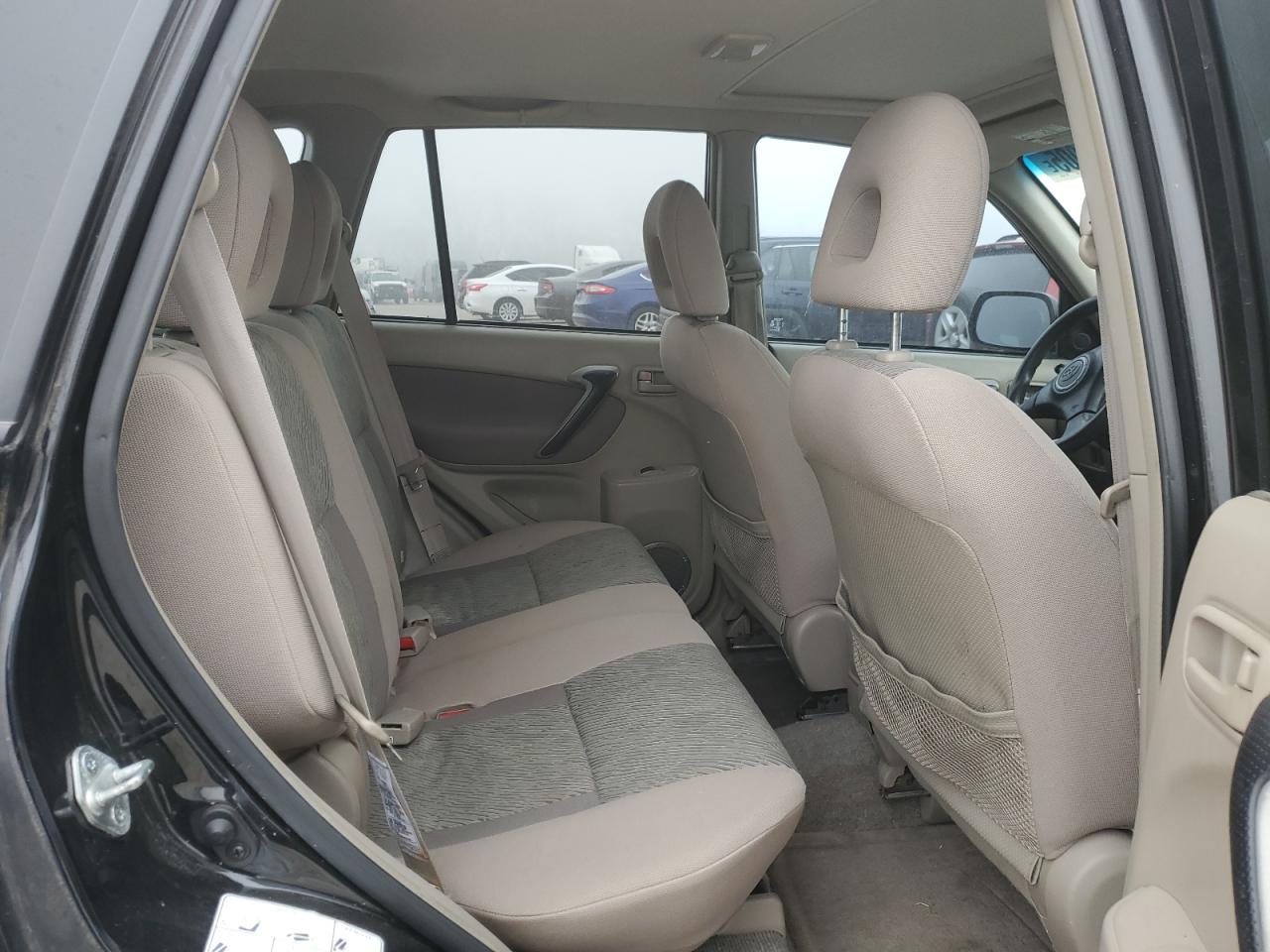 2002 Toyota RAV 4 - Image 11