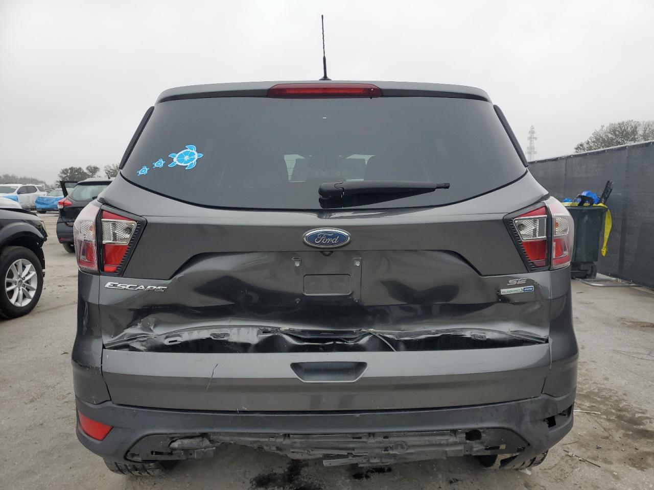 1FMCU9G90HUA24406 FORD ESCAPE 2017