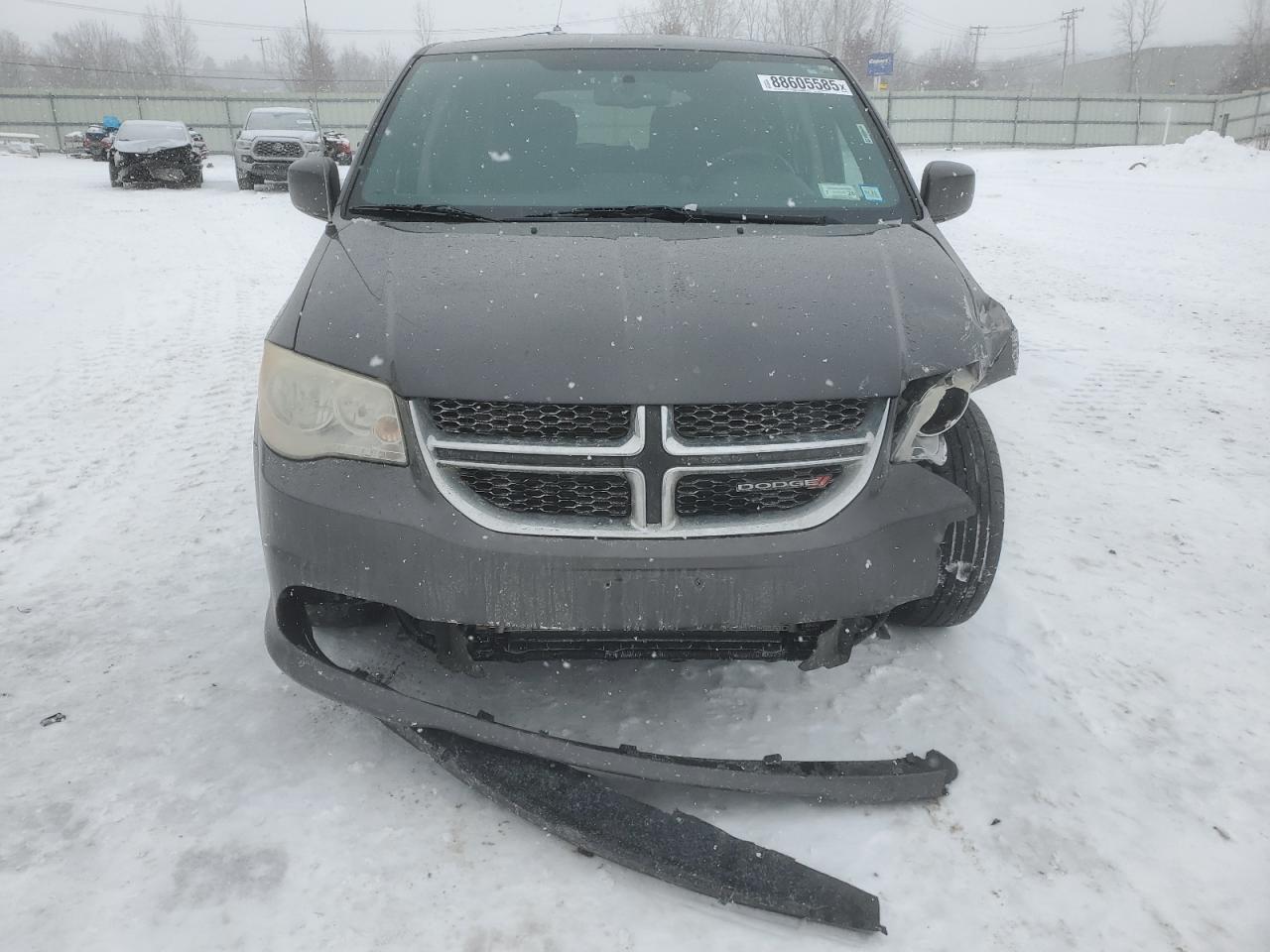 2014 Dodge Caravan - Image 5