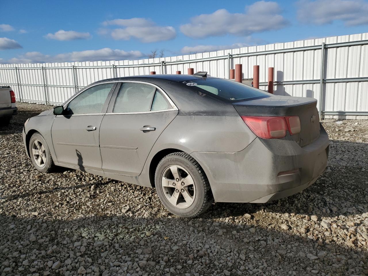 2015 Chevrolet Malibu - Image 2