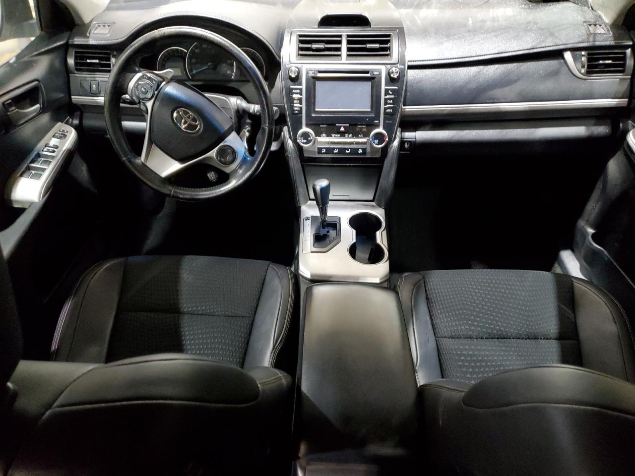 2013 Toyota Camry - Image 8