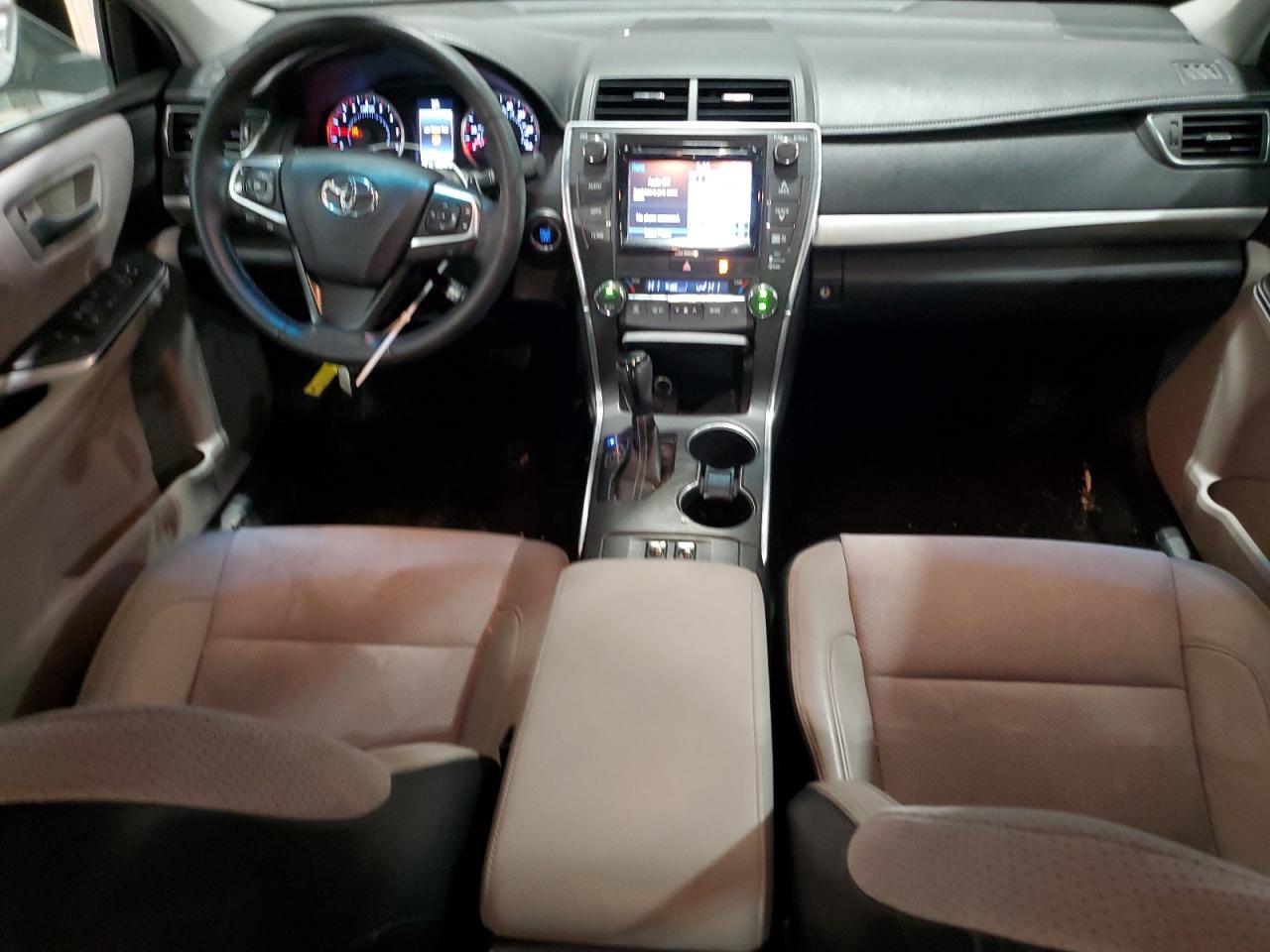 2016 Toyota Camry - Image 8