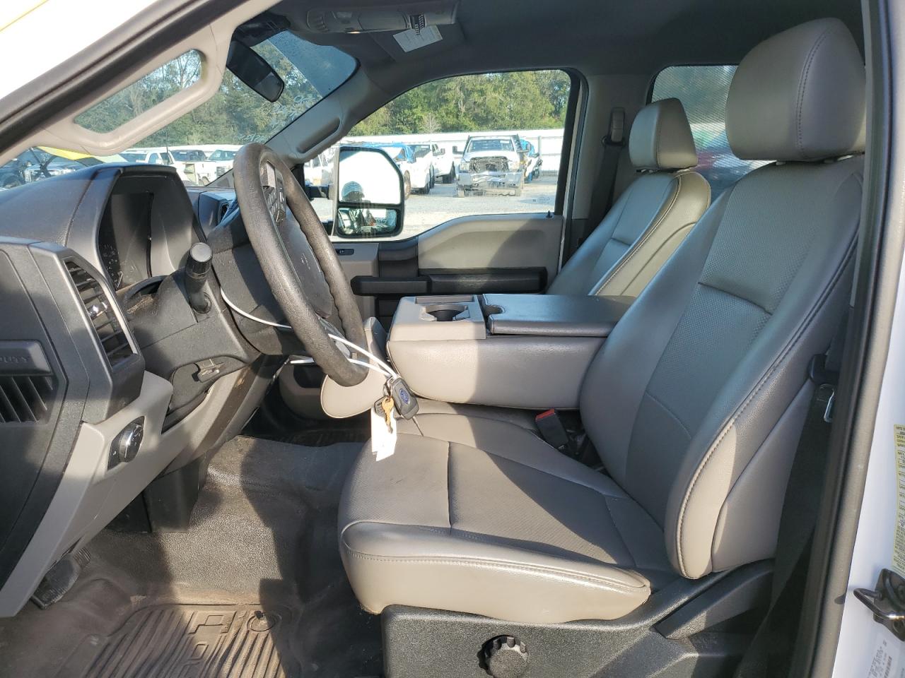 2020 Ford F250 - Image 7