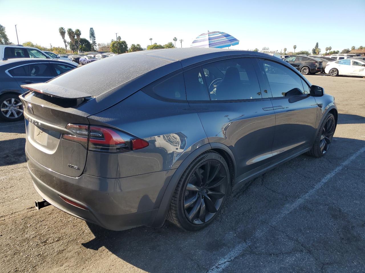 VIN 5YJXCDE23HF071150 2017 TESLA MODEL X no.3