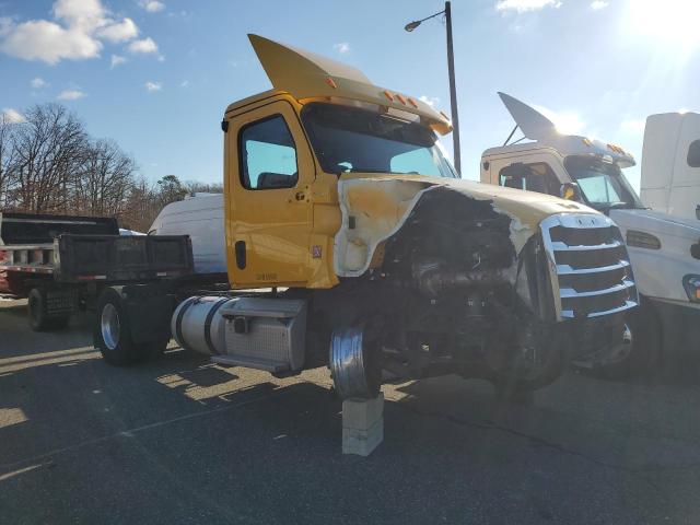 2019 Freightliner Cascadia 126 