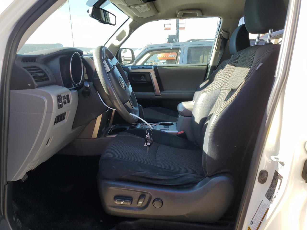 2010 Toyota 4Runner - Image 7
