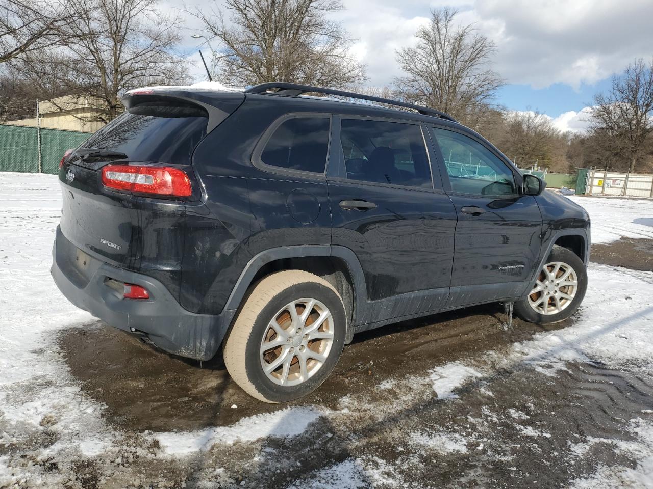 2017 Jeep Grand Cherokee - Image 3