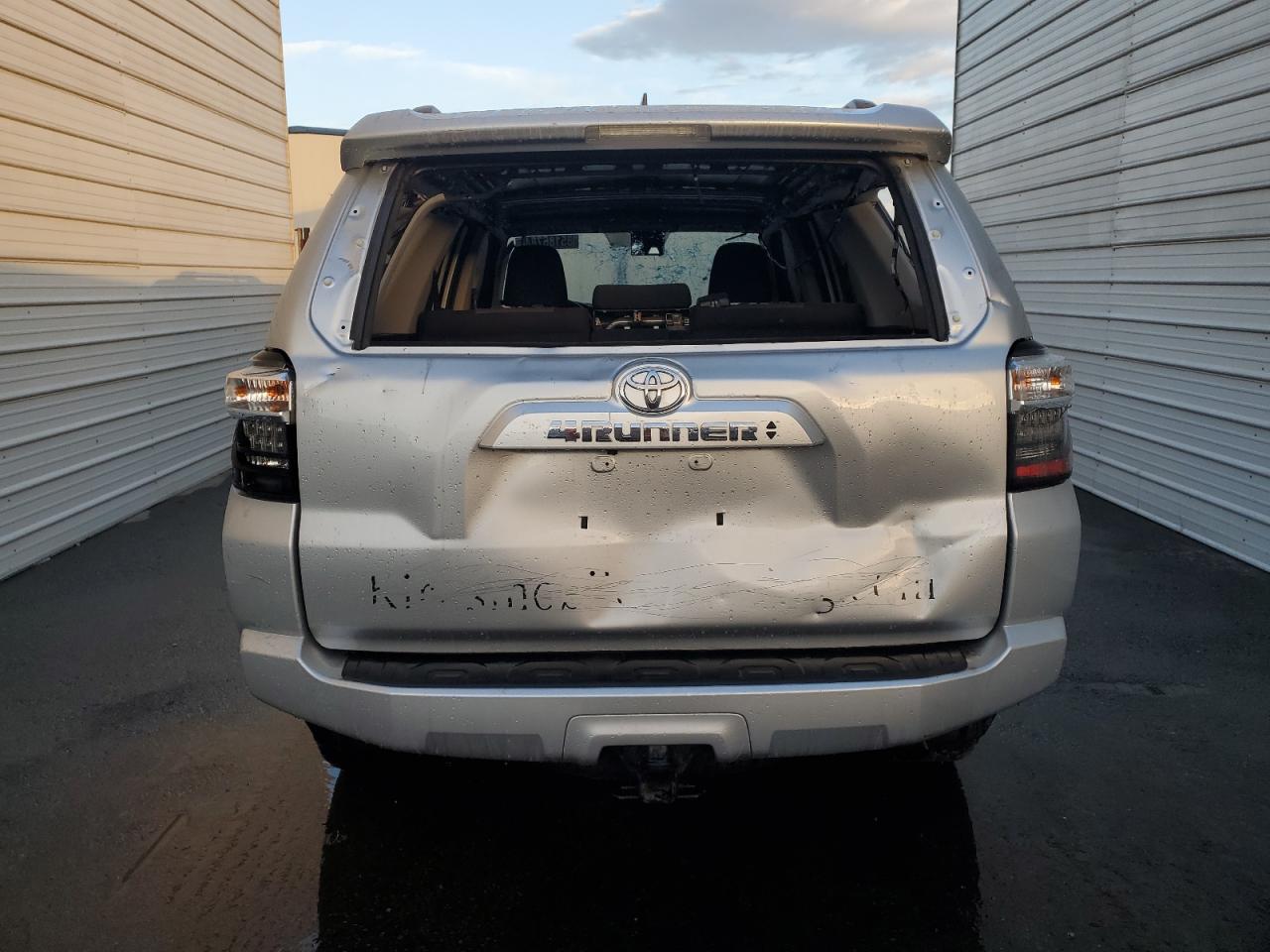 2022 Toyota 4Runner - Image 6