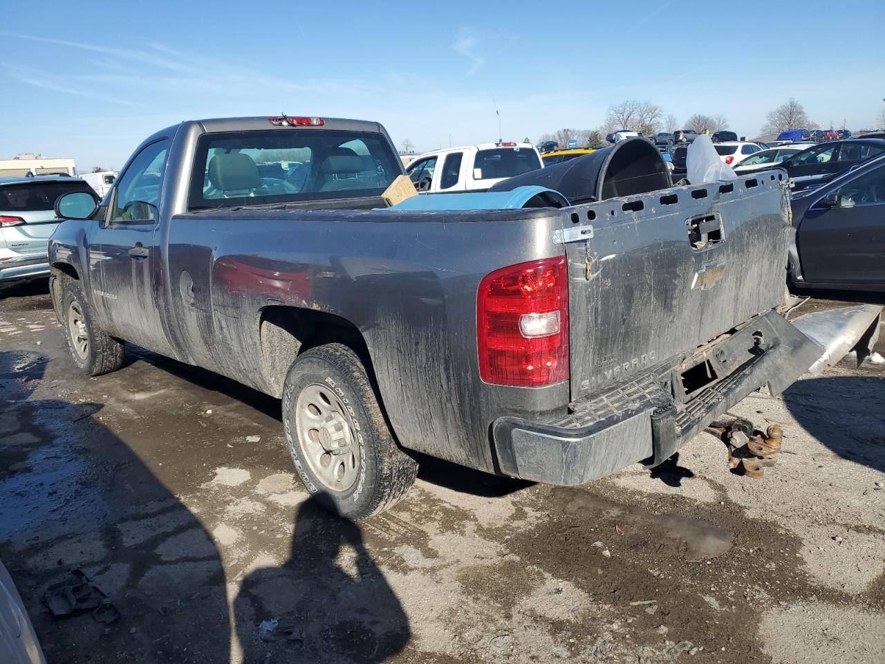 2009 Chevrolet Silverado - Image 2