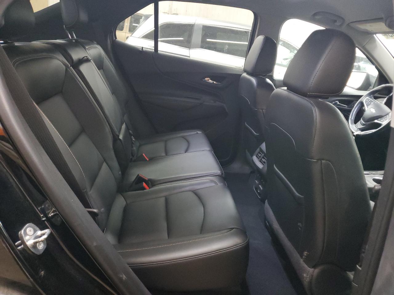 2018 Chevrolet Equinox - Image 11