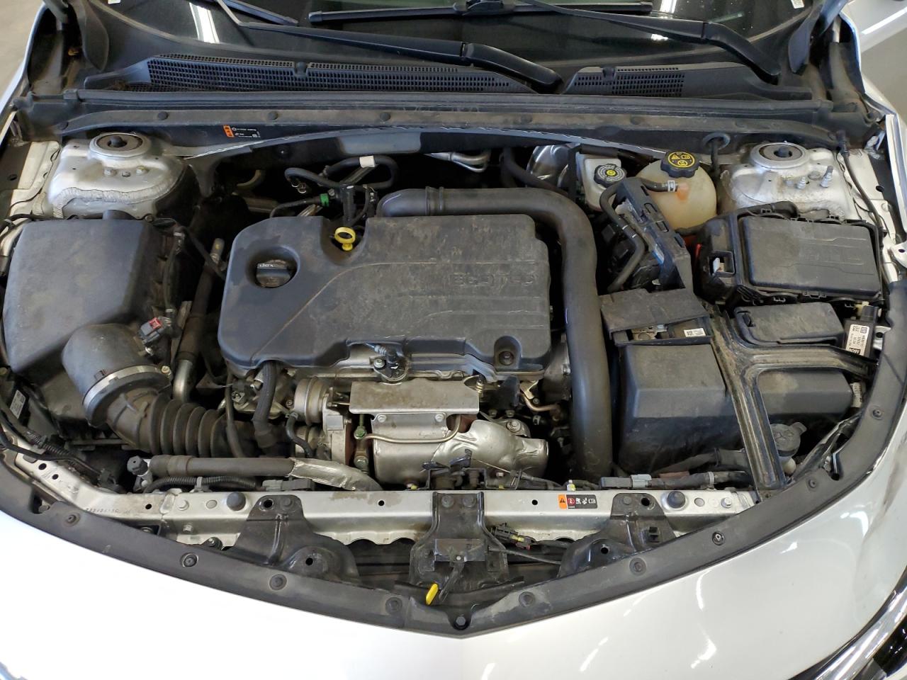 2022 Chevrolet Malibu - Image 11