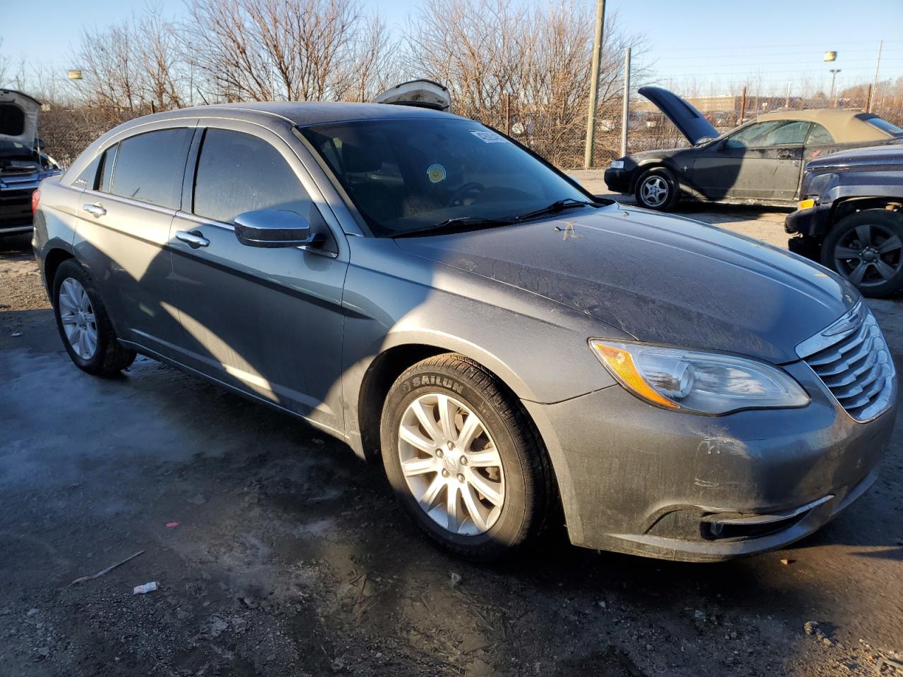 2013 Chrysler 200 - Image 4