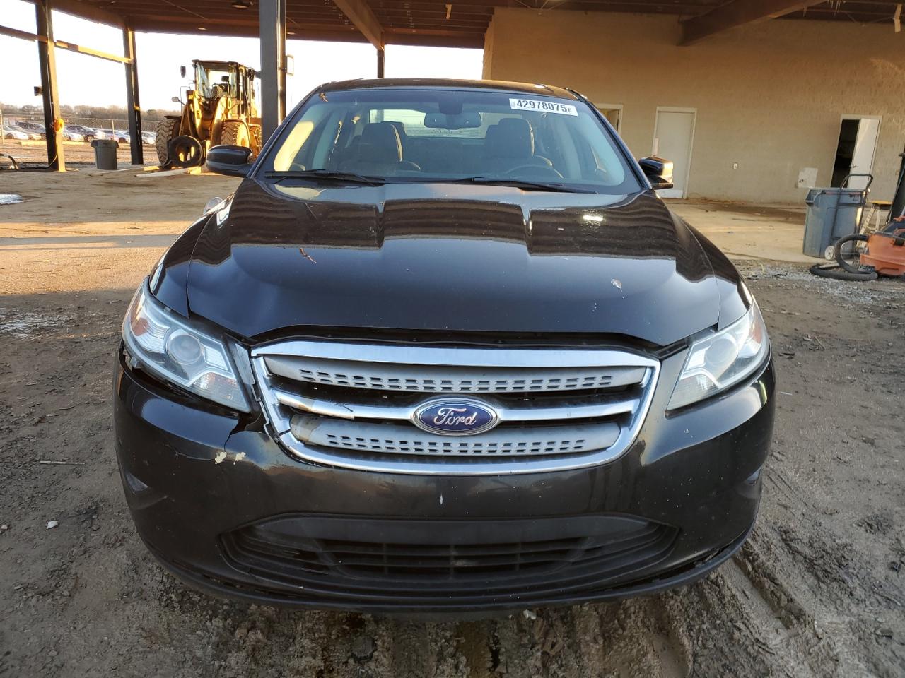 2011 Ford Taurus - Image 5
