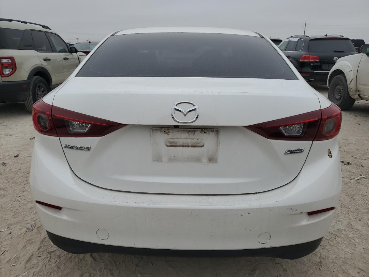 2016 Mazda 3 - Image 6