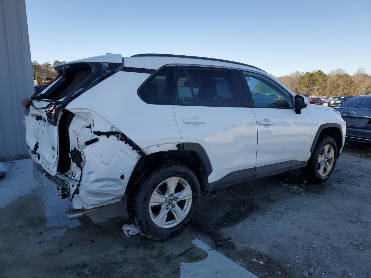 2019 Toyota RAV 4 - Image 3