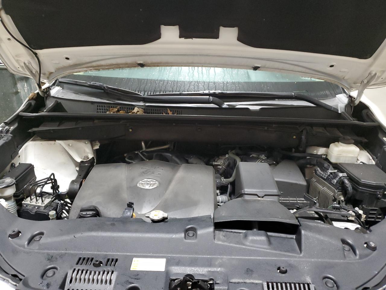 2019 Toyota Highlander - Image 11