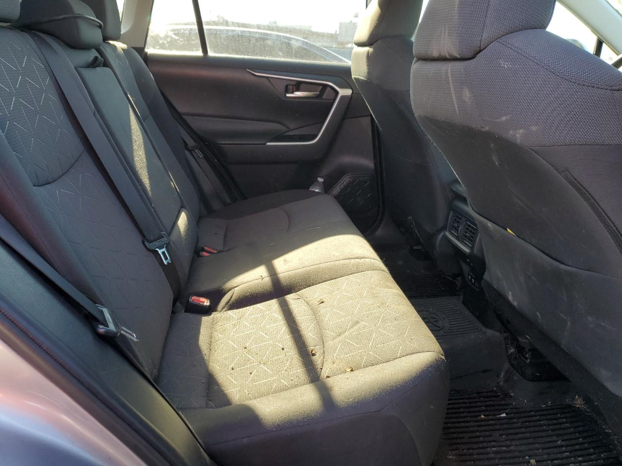 2021 Toyota RAV 4 - Image 11