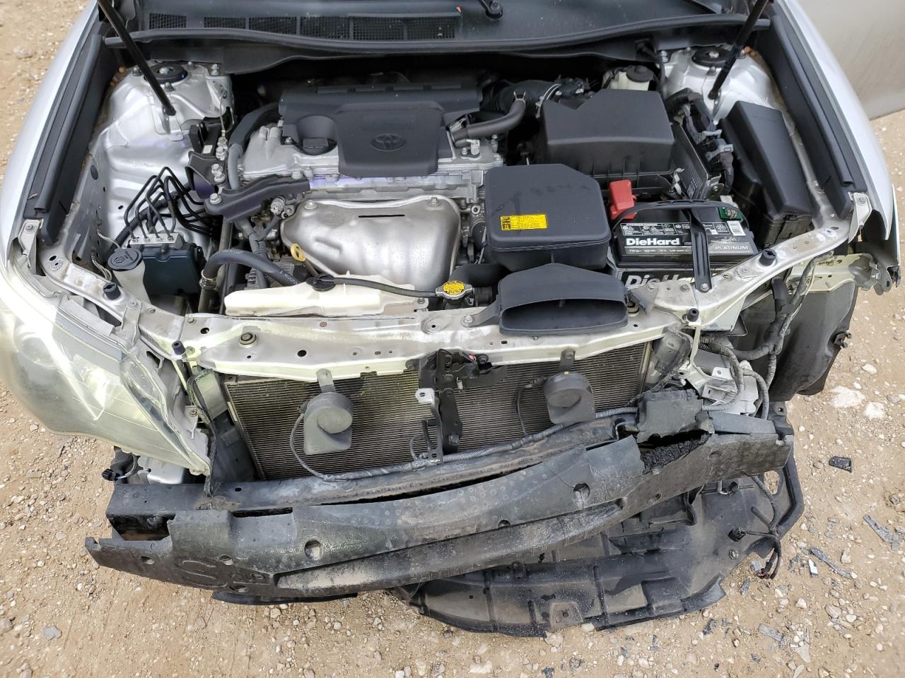 2014 Toyota Camry - Image 11