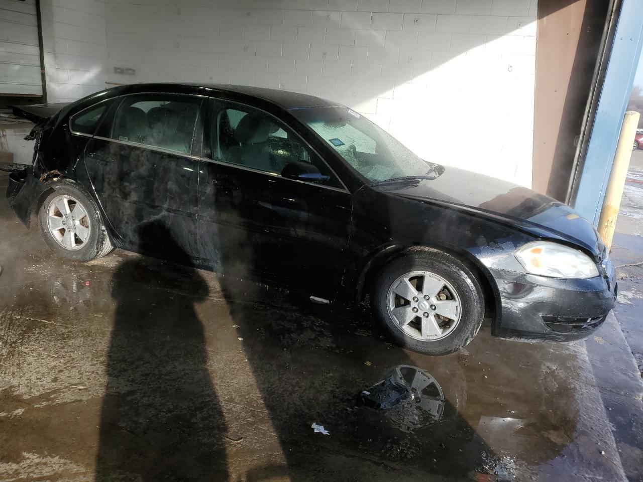 2011 Chevrolet Impala - Image 4