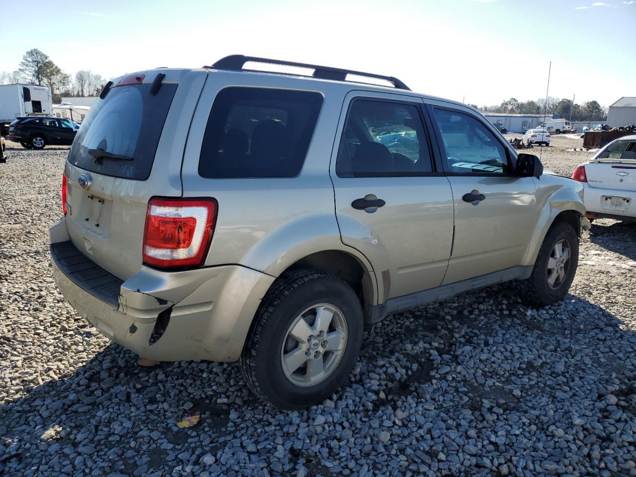 2010 Ford Escape - Image 3