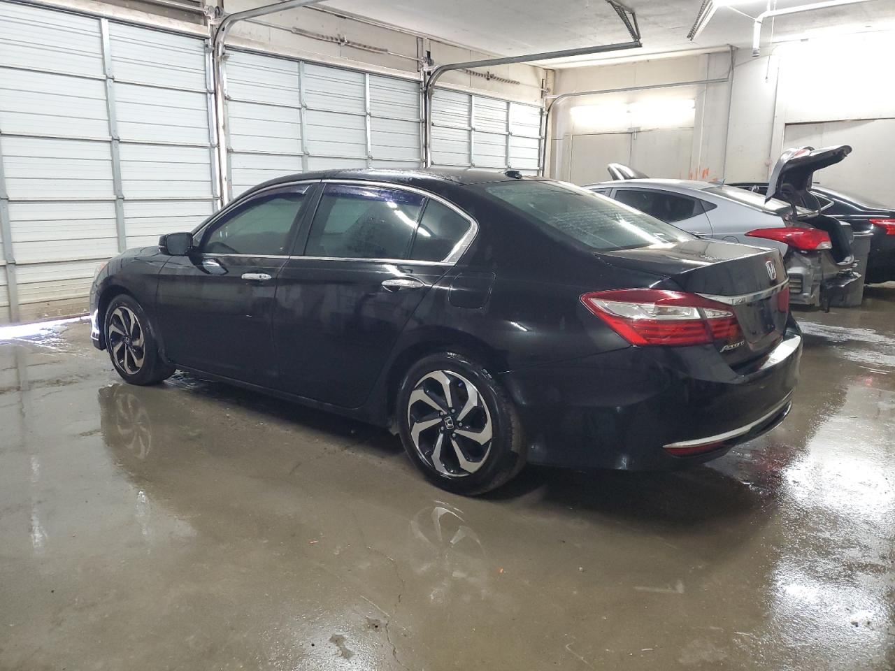 2016 Honda Accord - Image 2