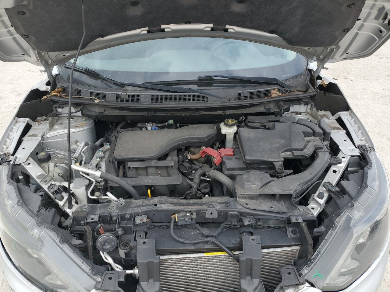 2017 Nissan Rogue - Image 12