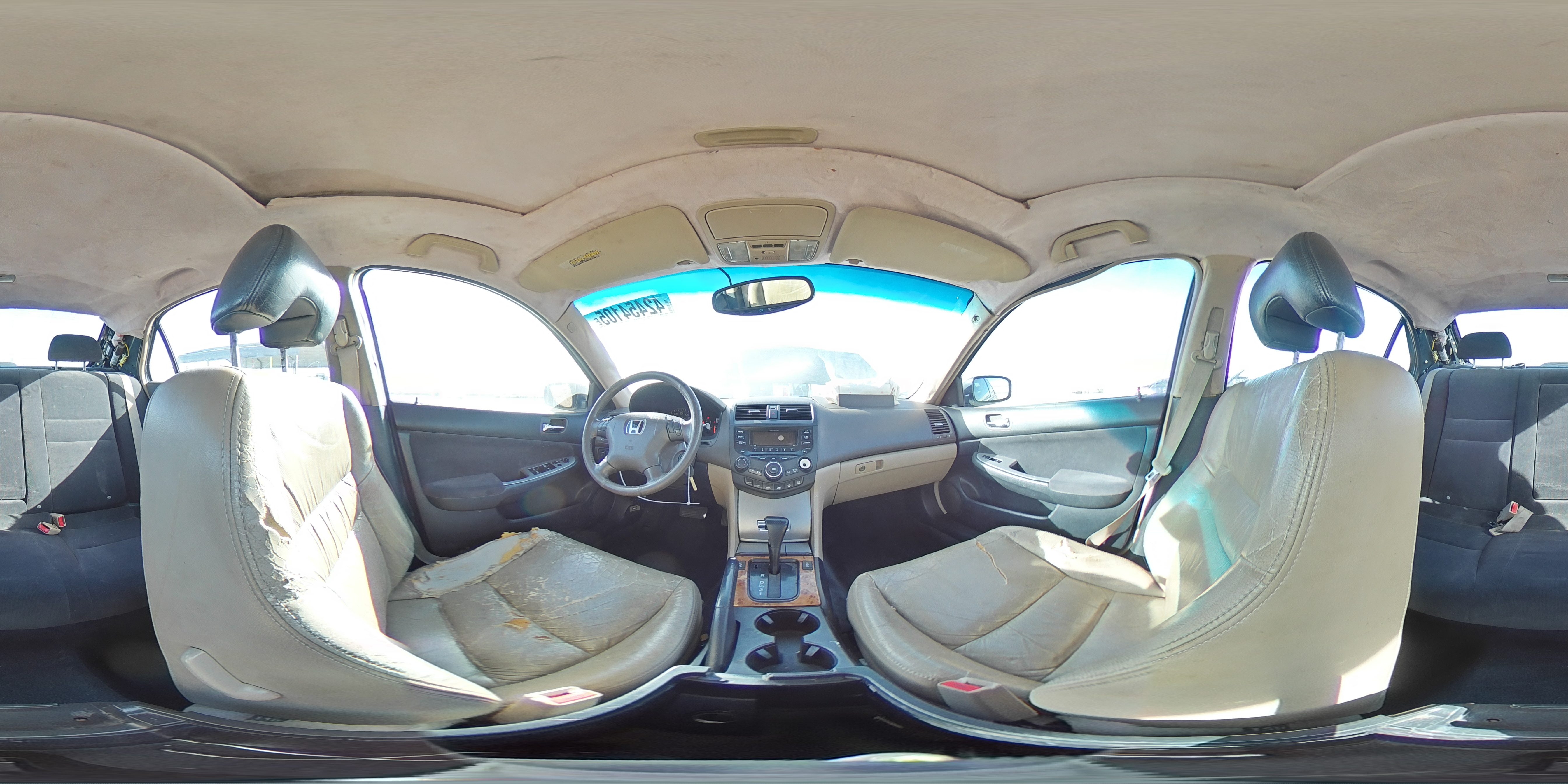 2004 Honda Accord - Image 12