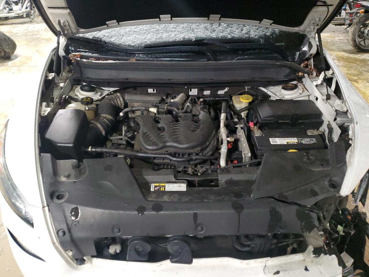 2014 Jeep Grand Cherokee - Image 12