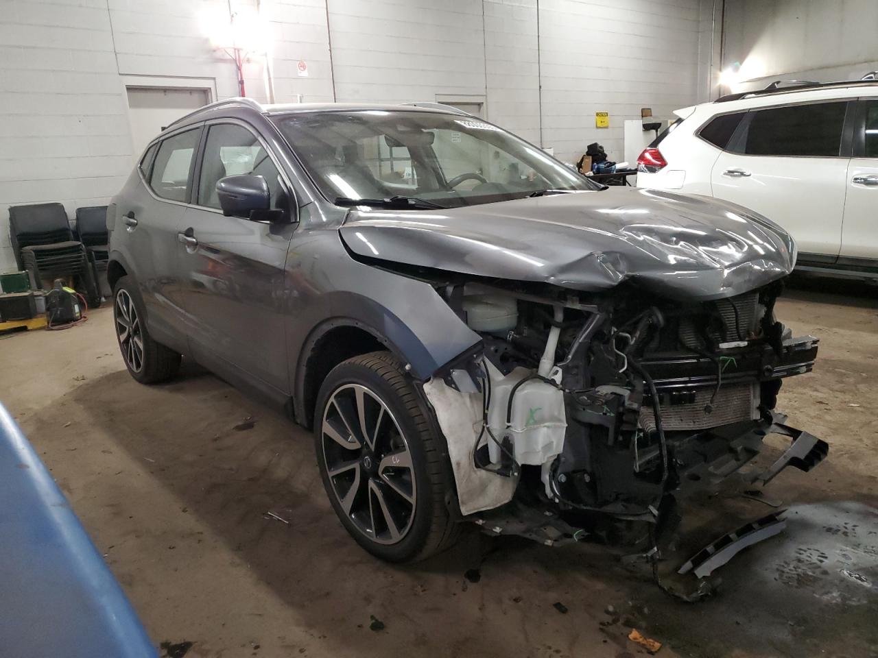 2018 Nissan Rogue - Image 4