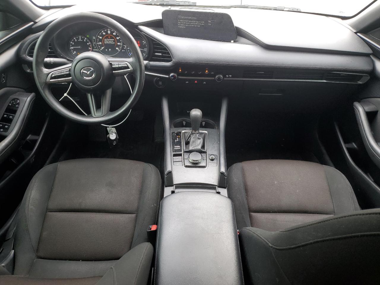 2022 Mazda 3 - Image 8