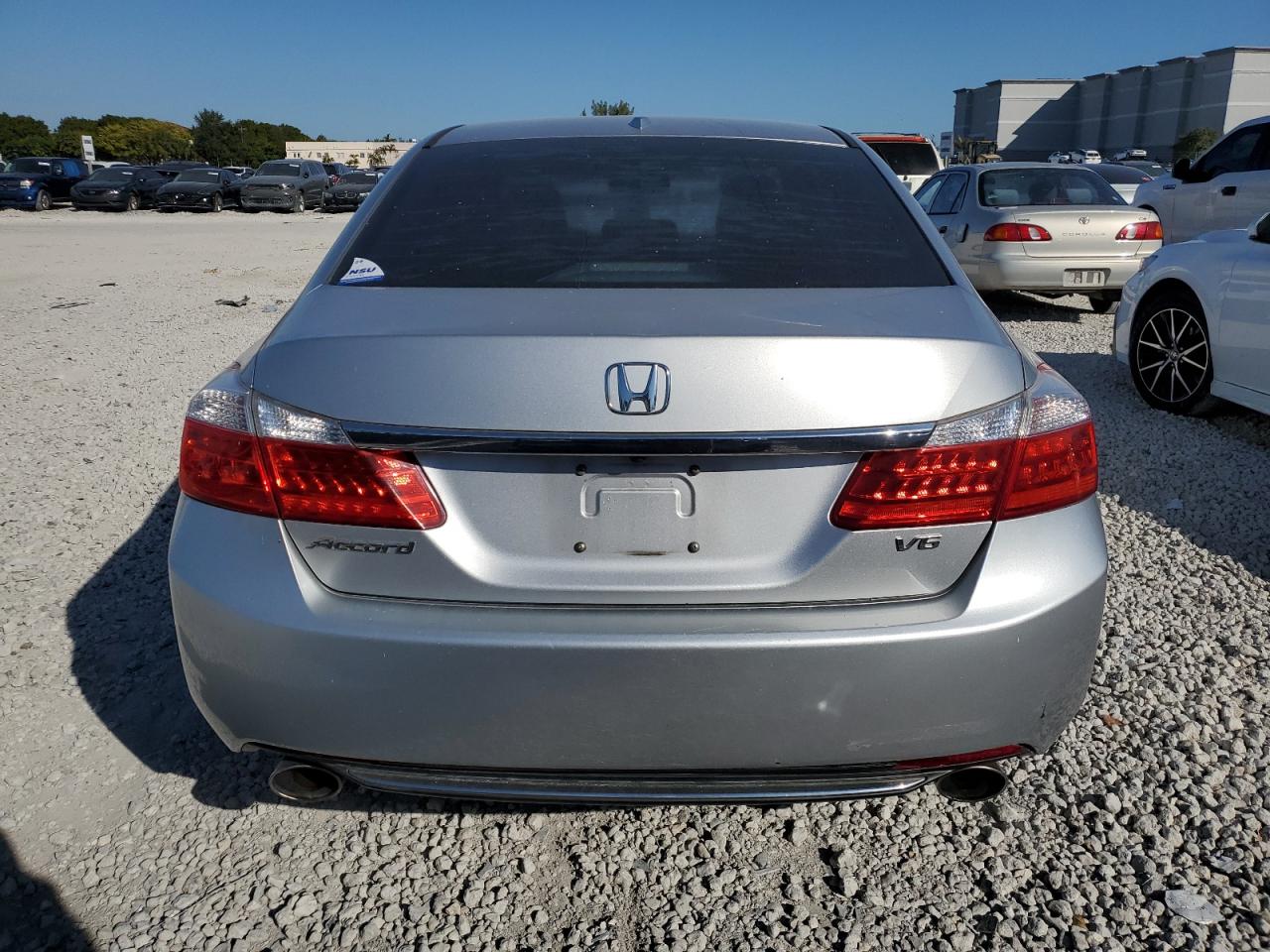 VIN 1HGCR3F81DA006084 2013 HONDA ACCORD no.6