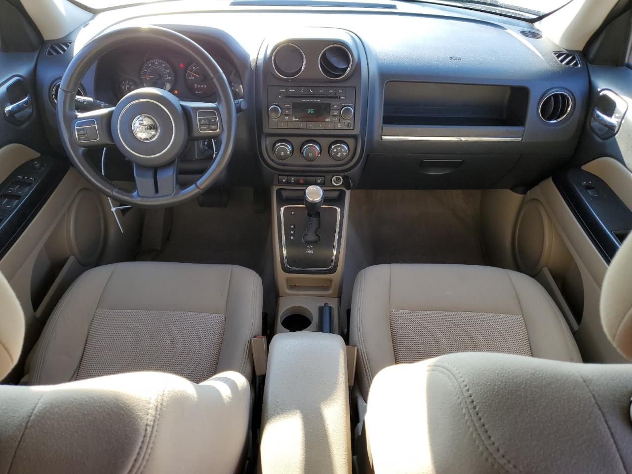 2014 Jeep Liberty (Patriot) - Image 8