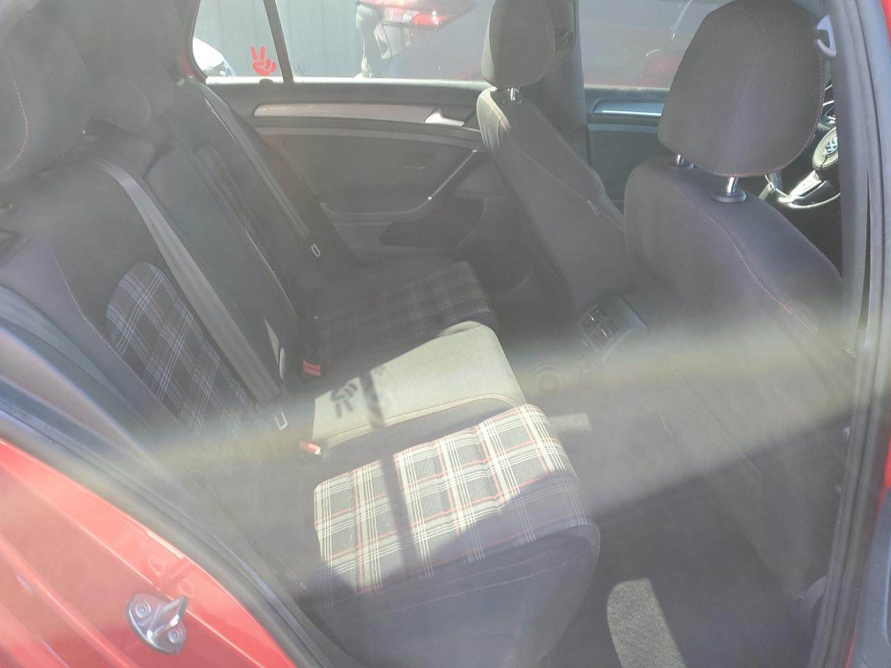 2021 Volkswagen GTI - Image 10