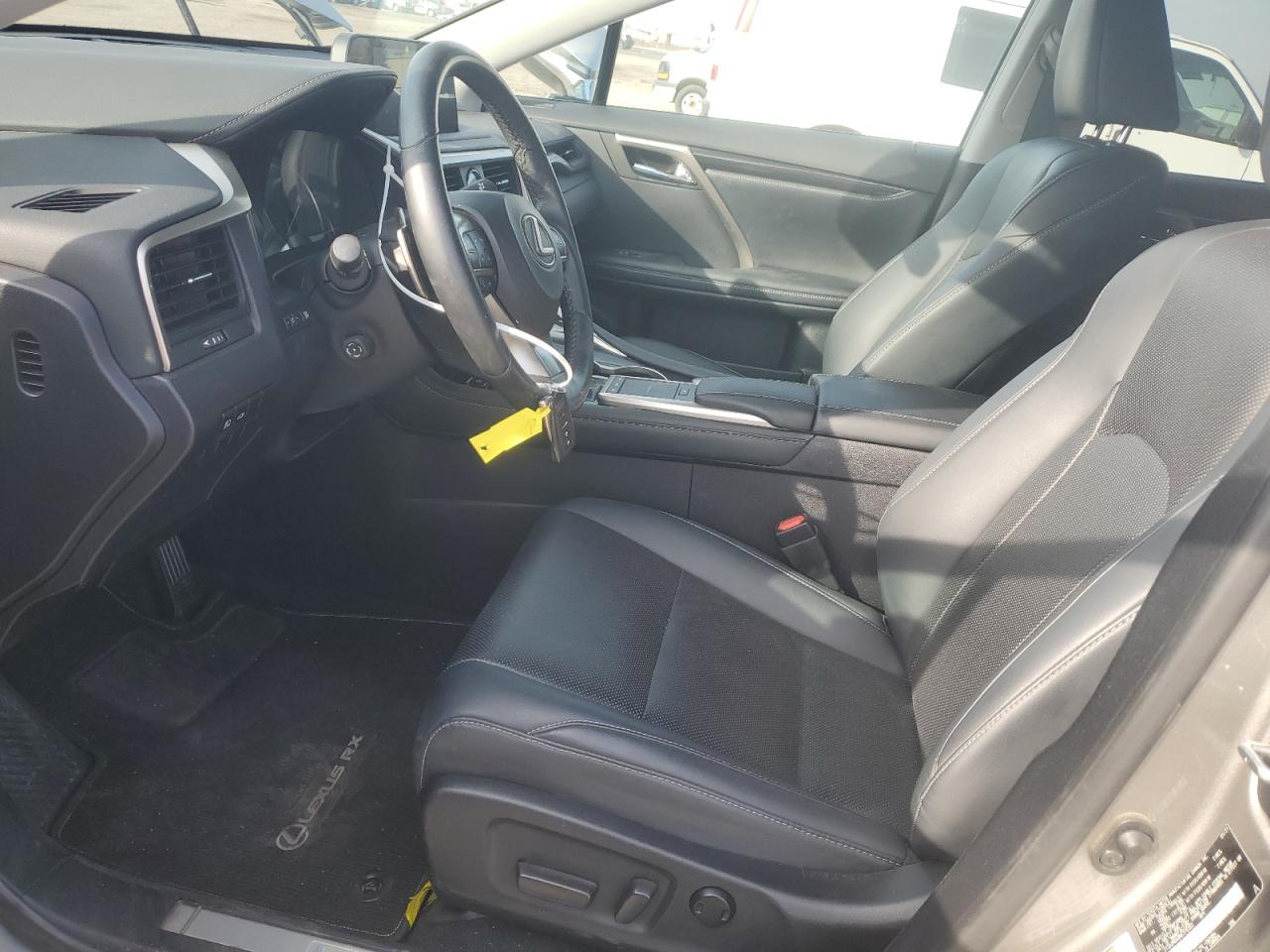 2021 Lexus RX - Image 7