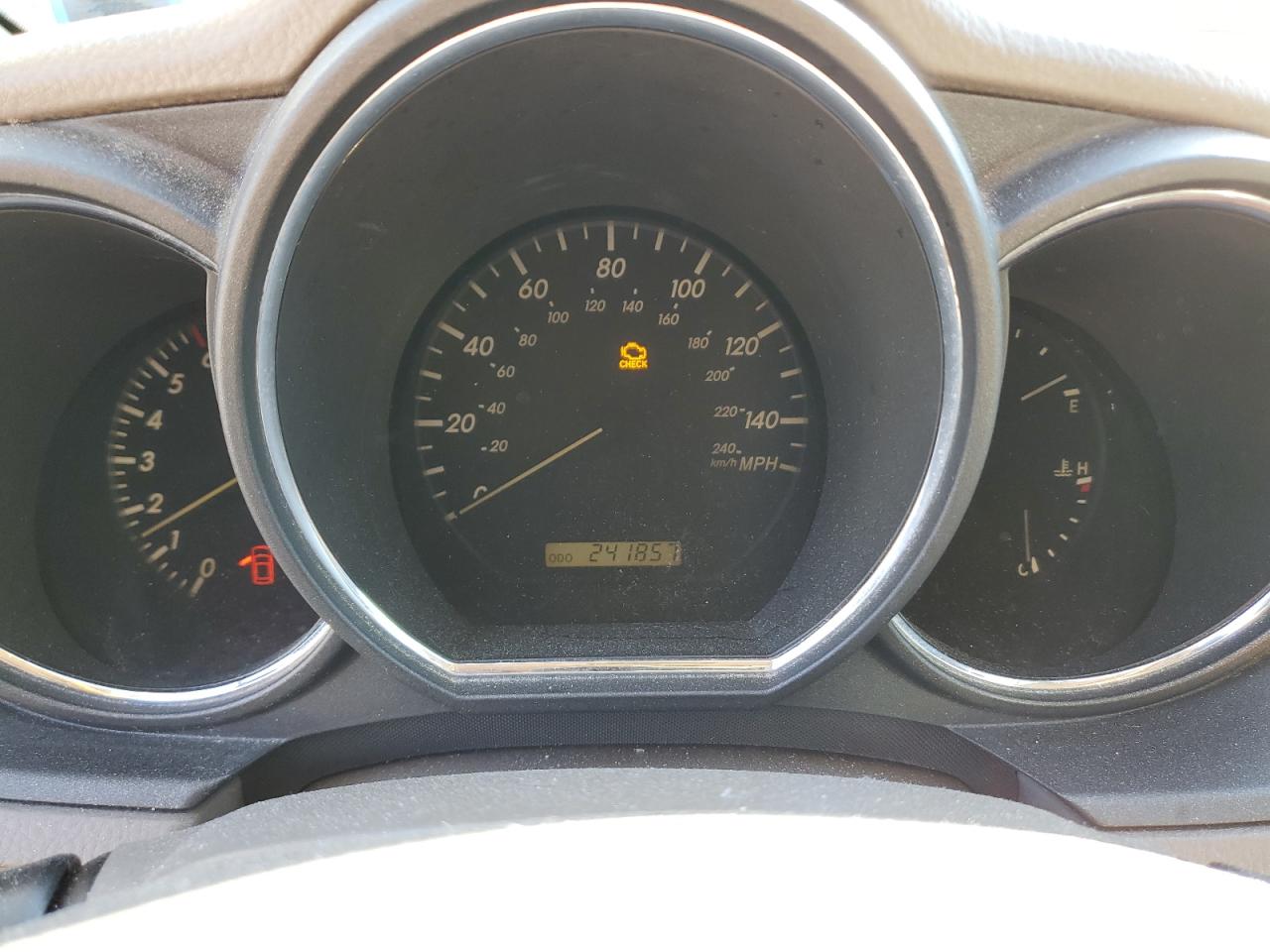2004 Lexus RX - Image 9