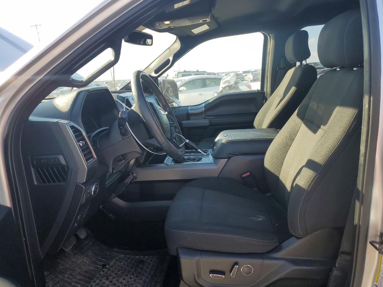 2017 Ford F-150 - Image 7