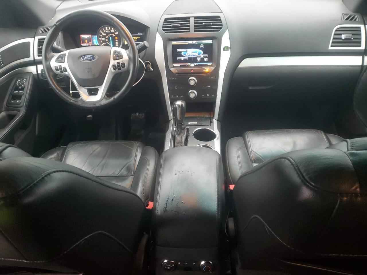 2014 Ford Explorer - Image 8