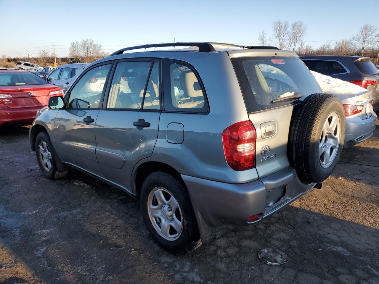 2005 Toyota RAV 4 - Image 2