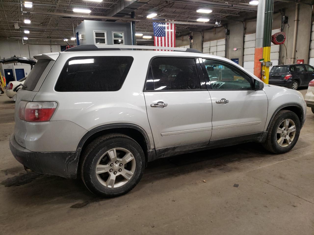 2011 GMC Acadia - Image 3