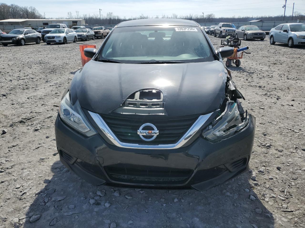 2018 Nissan Altima - Image 5