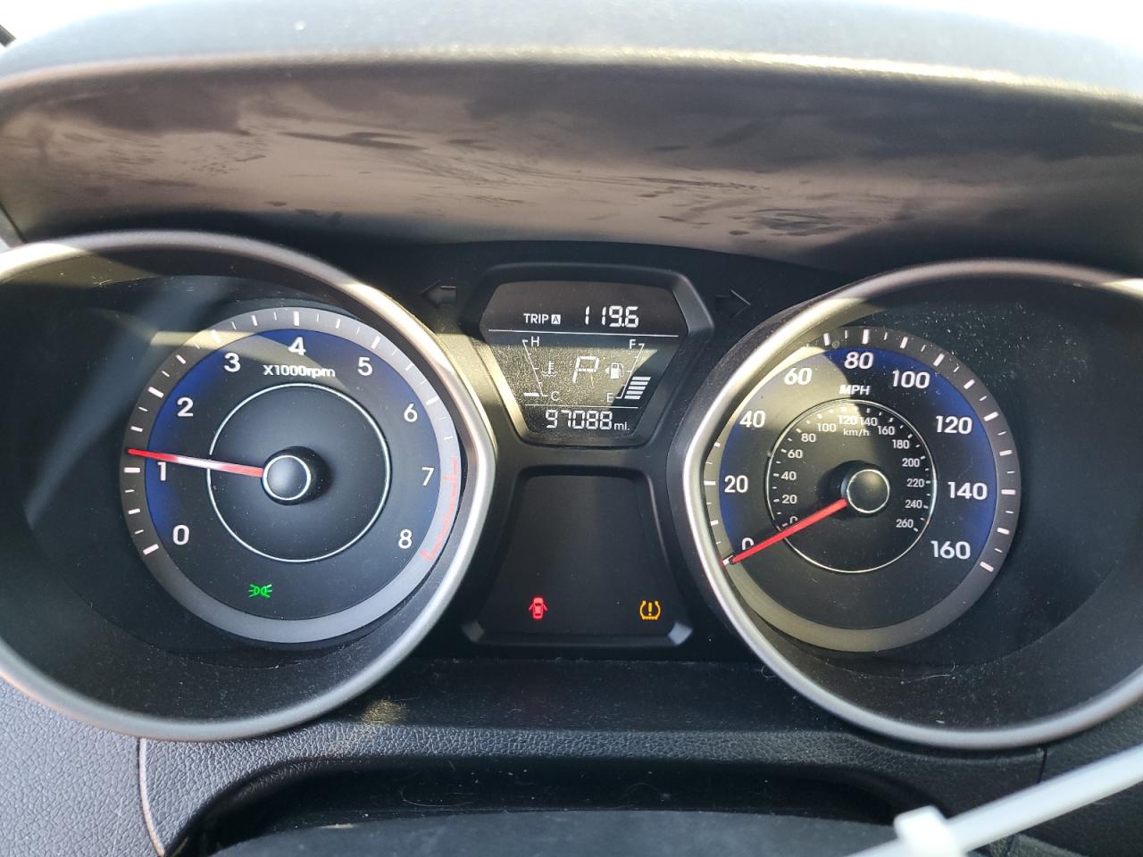 2014 Hyundai Elantra - Image 9