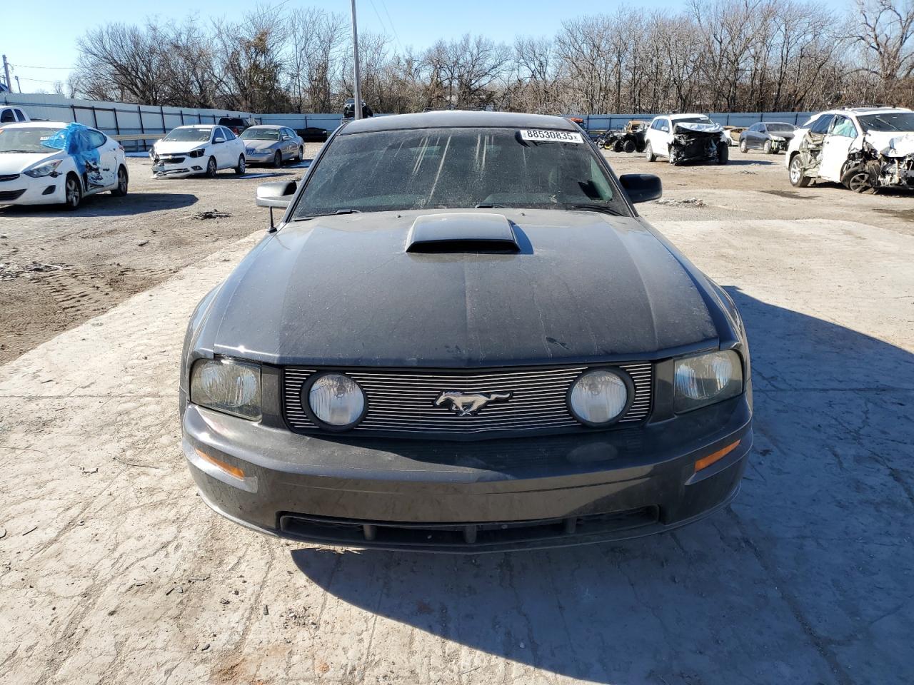 2007 Ford Mustang - Image 5