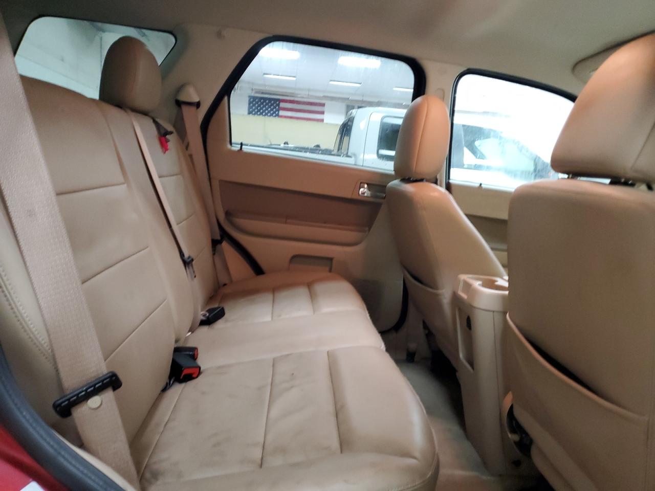 2011 Ford Escape - Image 11