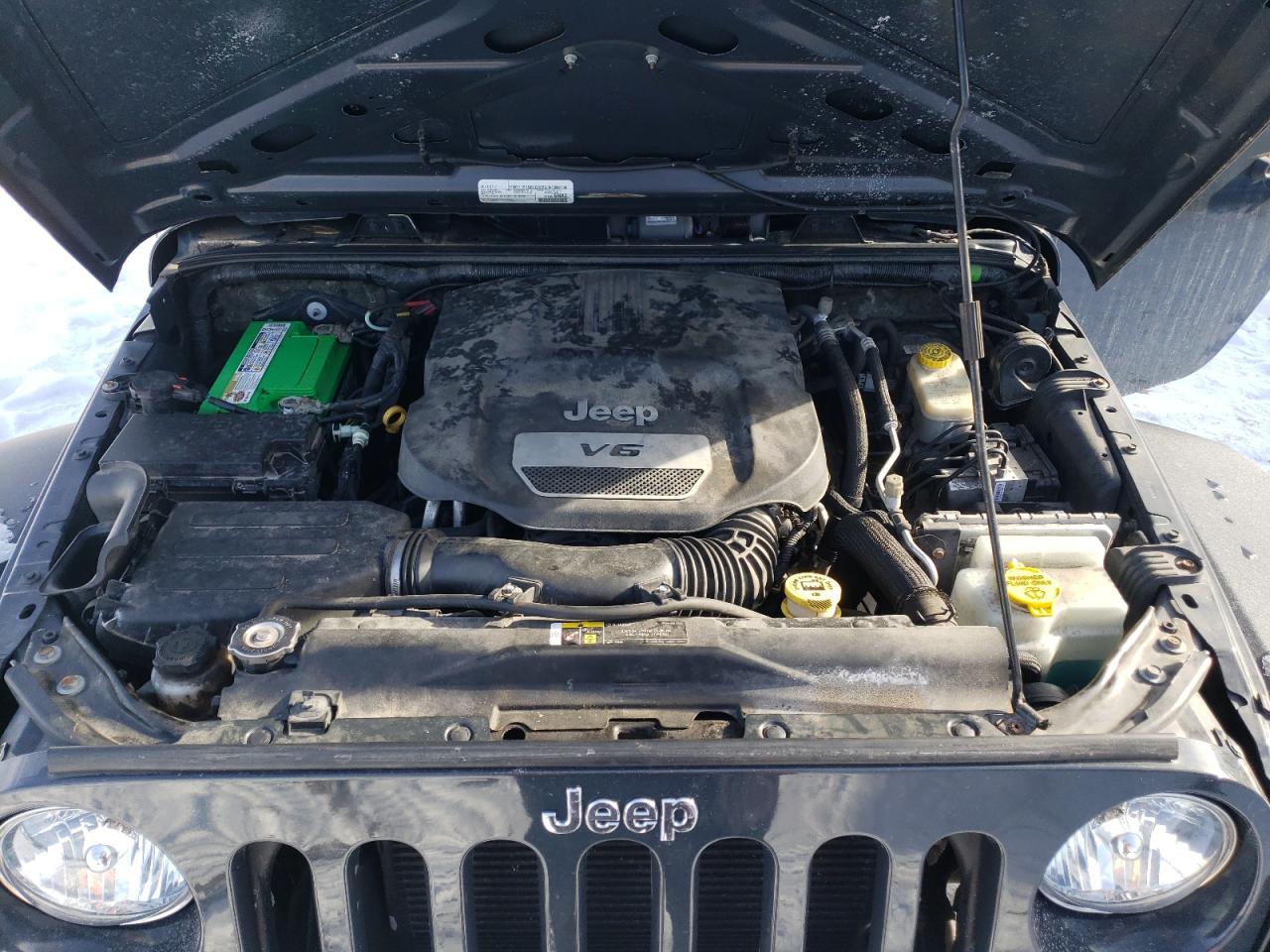 2017 Jeep Wrangler - Image 12