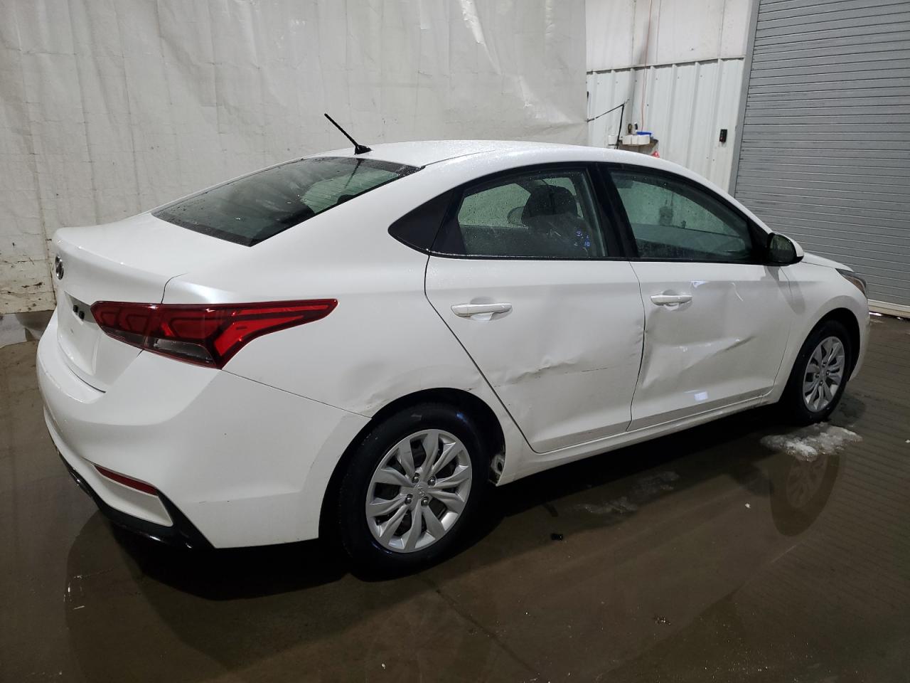 2022 Hyundai Accent - Image 3