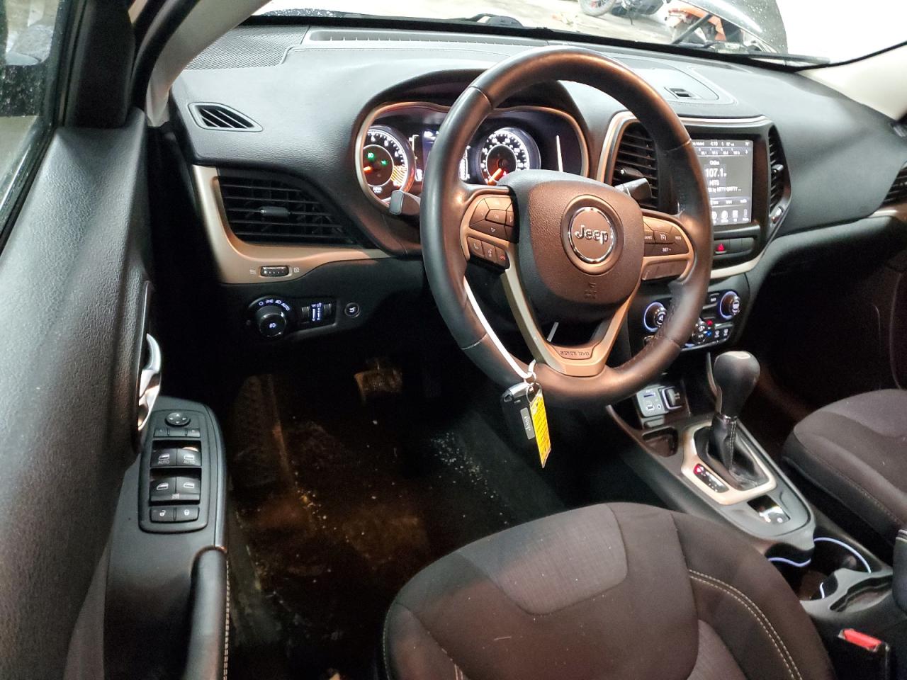 2015 Jeep Grand Cherokee - Image 8