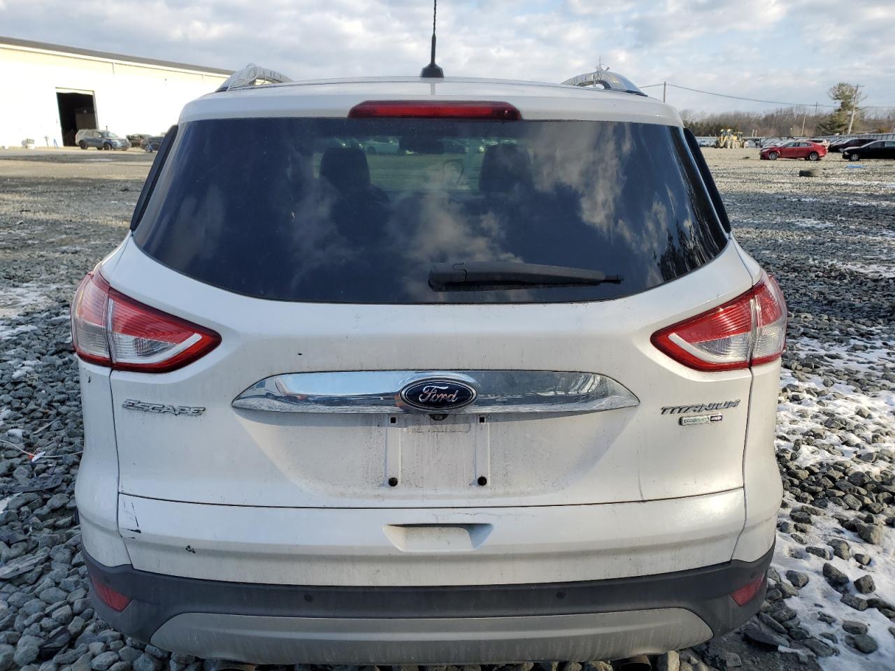 1FMCU9J93GUA71601 FORD ESCAPE 2016