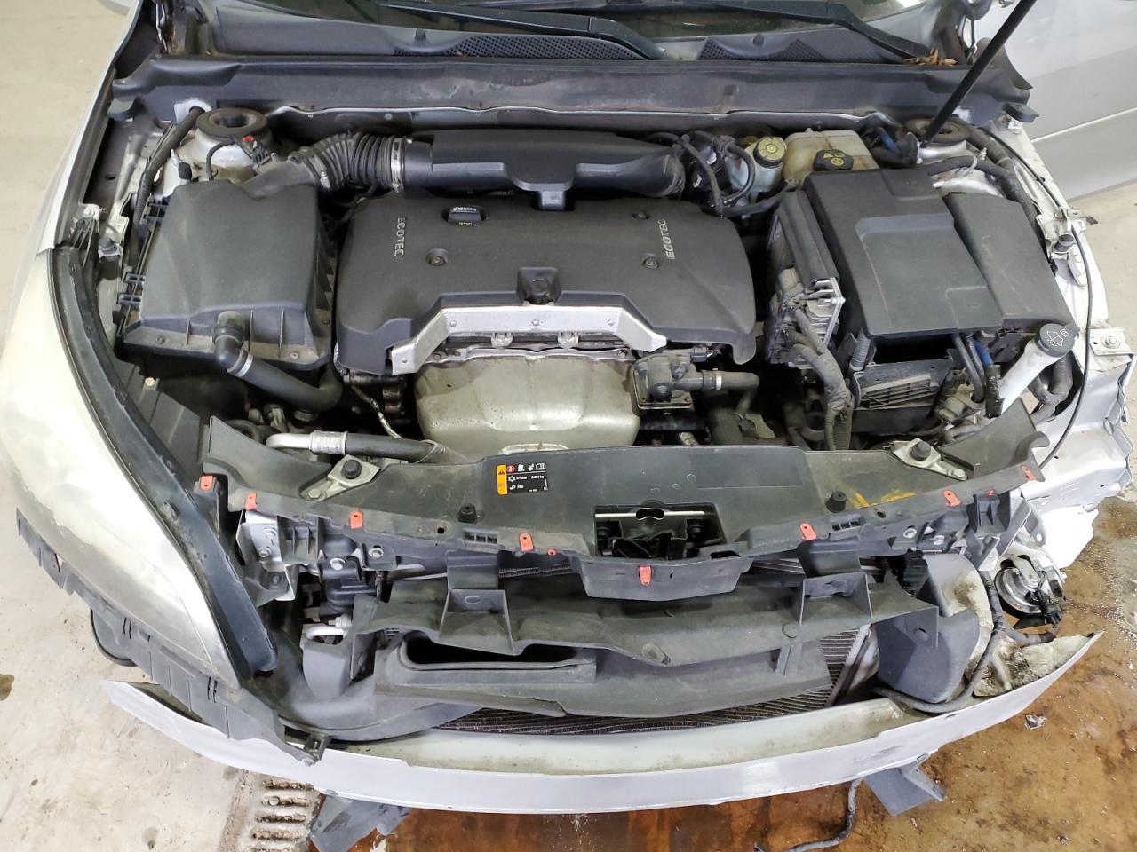 2013 Chevrolet Malibu - Image 11